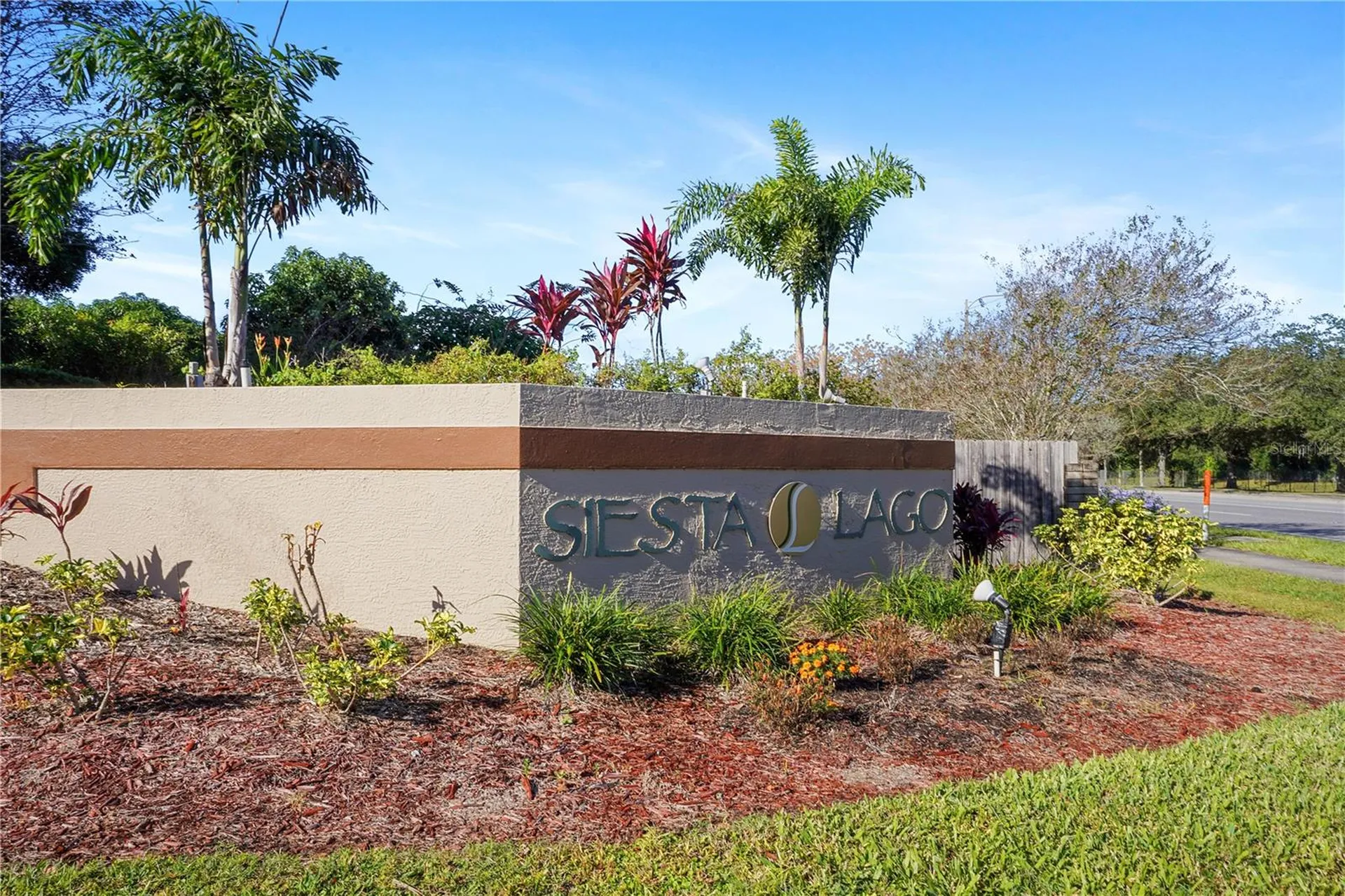 5468 E Michigan Street Orlando FL 32812