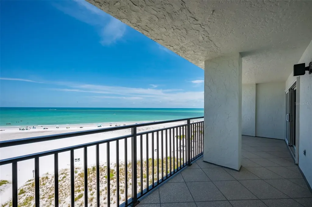 19 Whispering Sands Drive Sarasota FL 34242