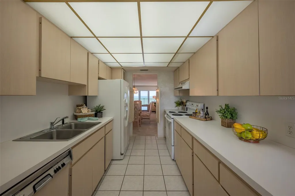 19 Whispering Sands Drive Sarasota FL 34242