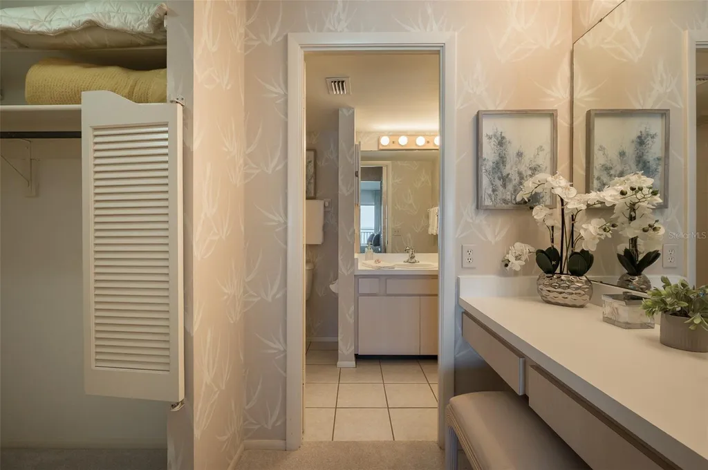 19 Whispering Sands Drive Sarasota FL 34242