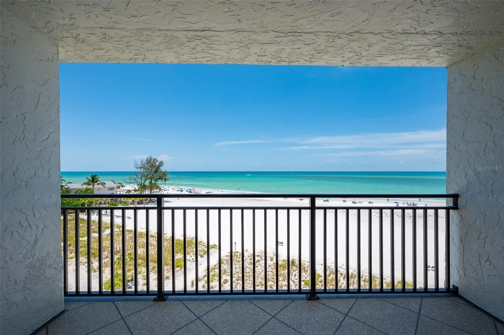 19 Whispering Sands Drive Sarasota FL 34242