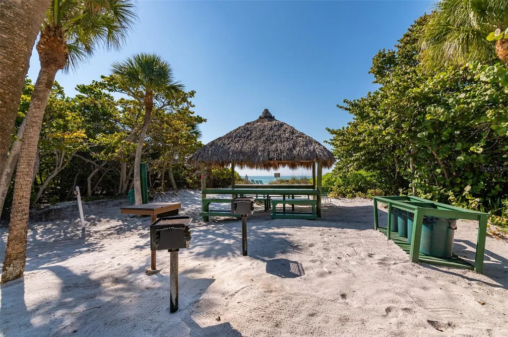 19 Whispering Sands Drive Sarasota FL 34242