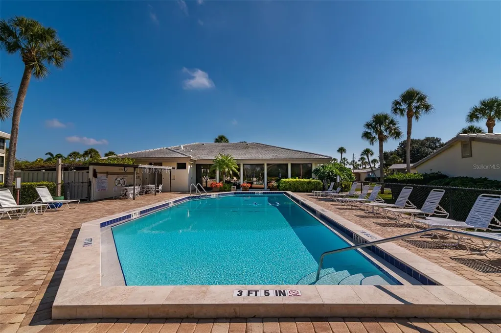 19 Whispering Sands Drive Sarasota FL 34242