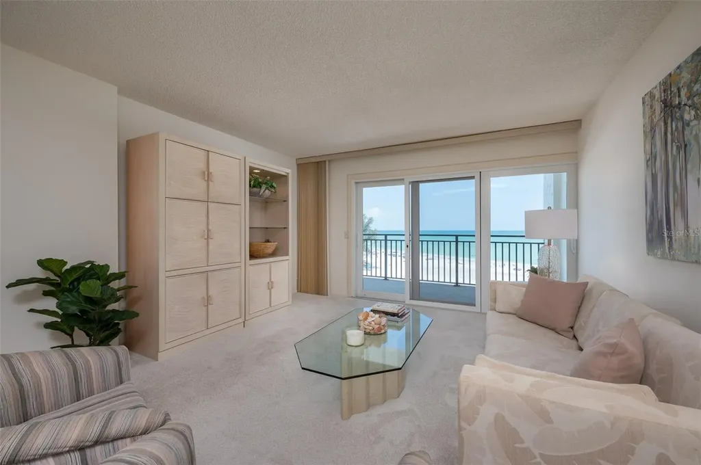 19 Whispering Sands Drive Sarasota FL 34242