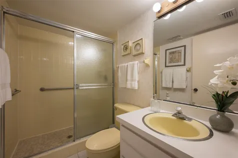 19 Whispering Sands Drive Sarasota FL 34242
