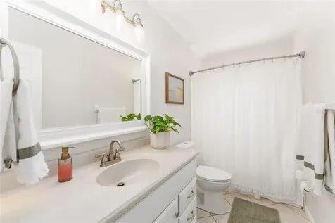 4321 NW 20th Street Gainesville FL 32605