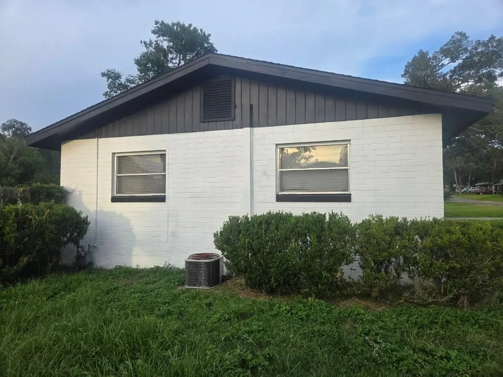 1021 SE 27th Street Ocala FL 34471