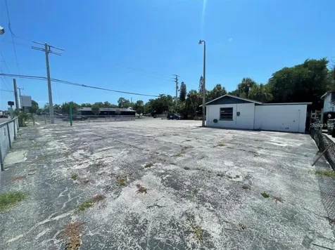 1614 9th Street W Bradenton FL 34205