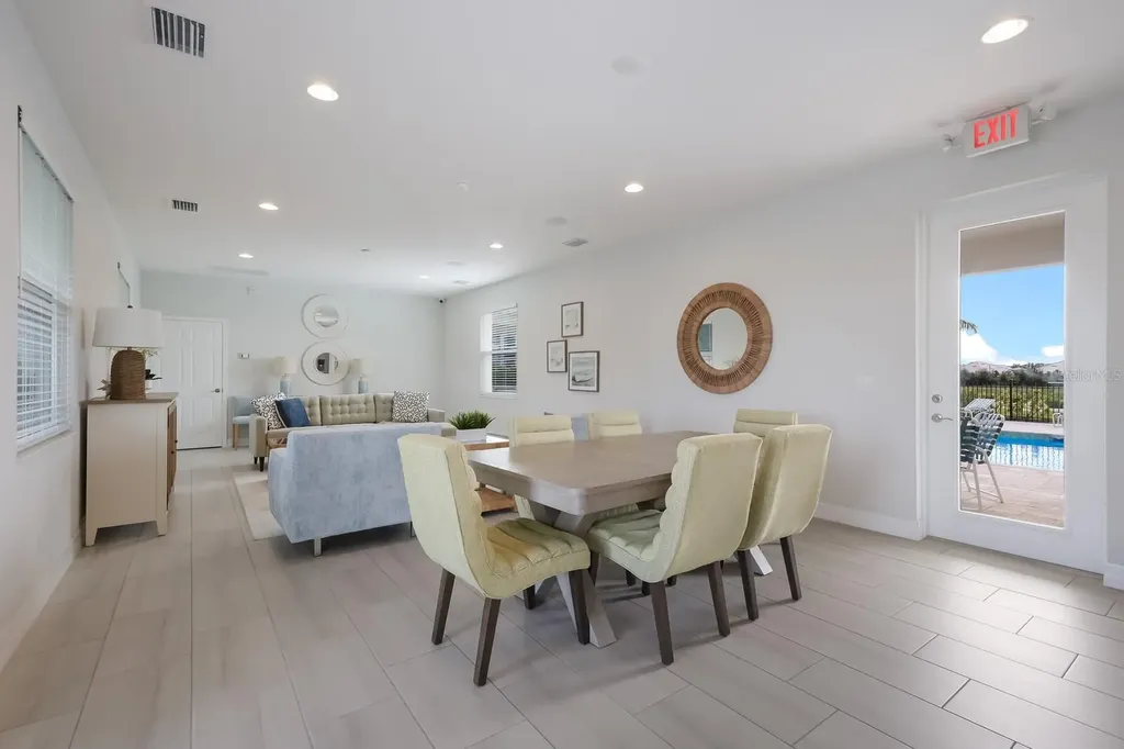 10748 Klee Avenue Bradenton FL 34212