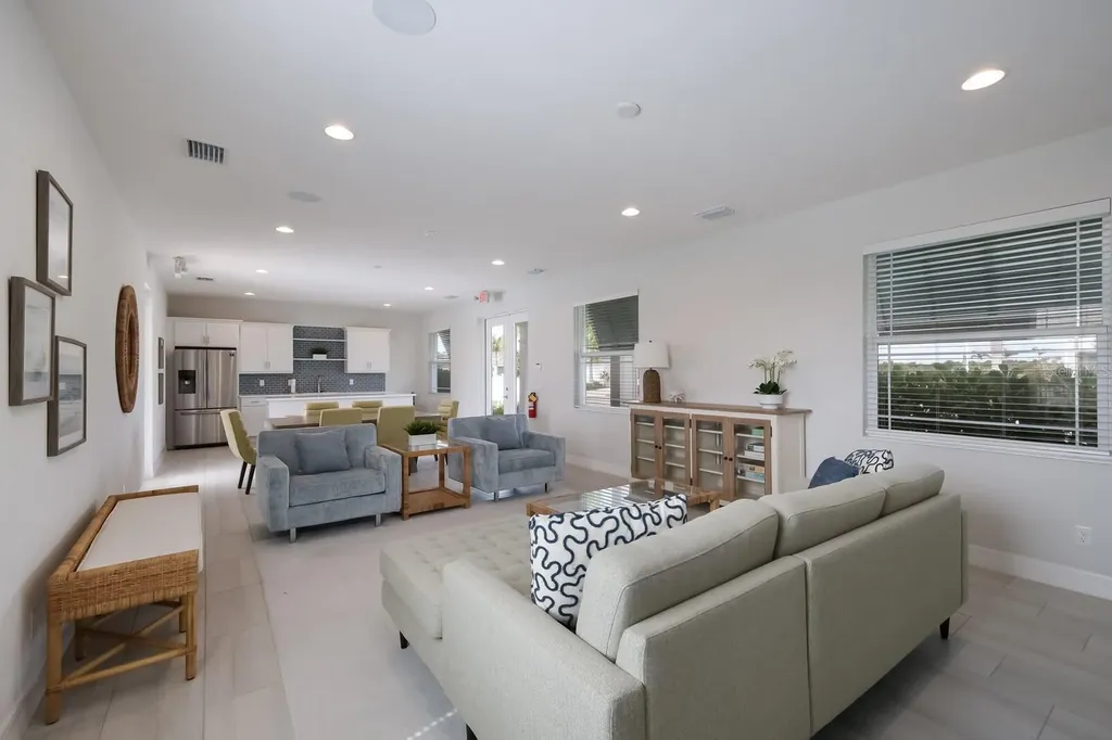 10748 Klee Avenue Bradenton FL 34212
