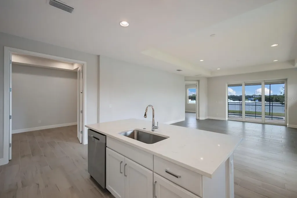 10748 Klee Avenue Bradenton FL 34212