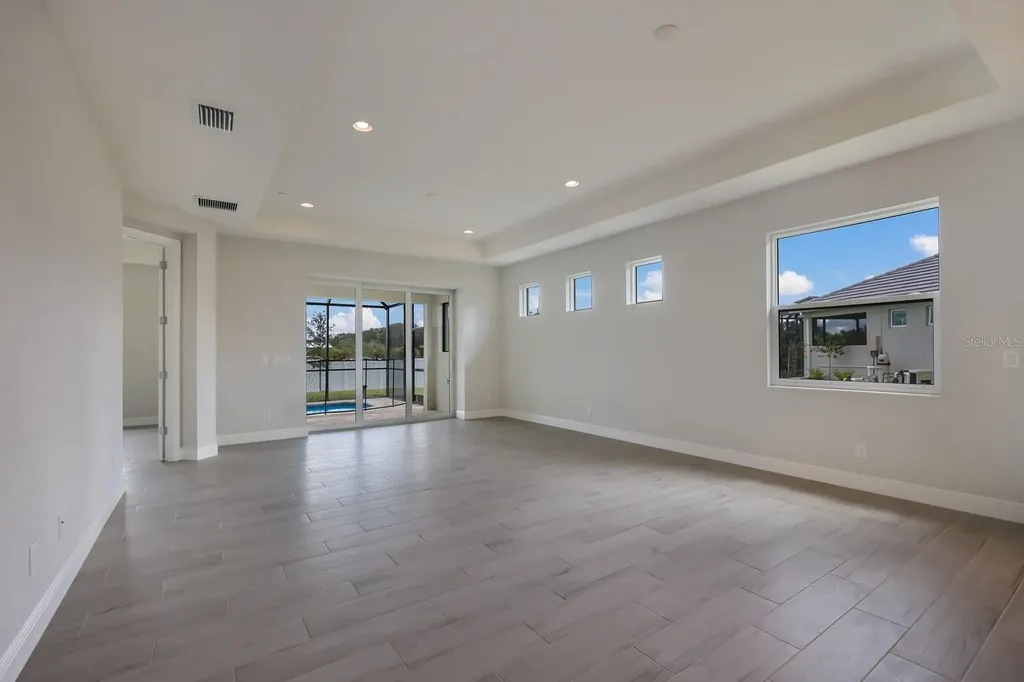 10748 Klee Avenue Bradenton FL 34212