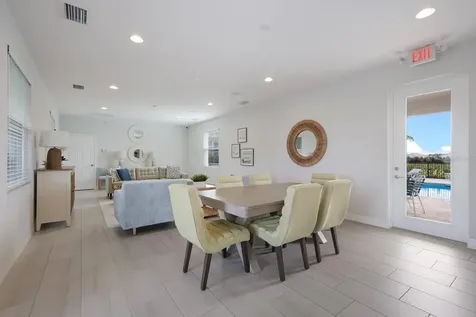 10748 Klee Avenue Bradenton FL 34212