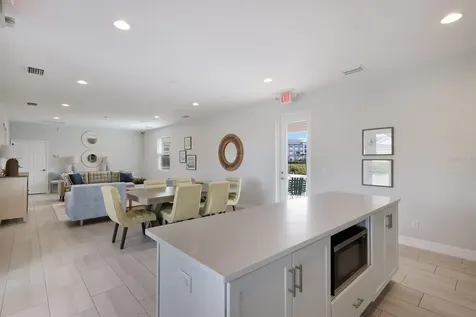 10748 Klee Avenue Bradenton FL 34212