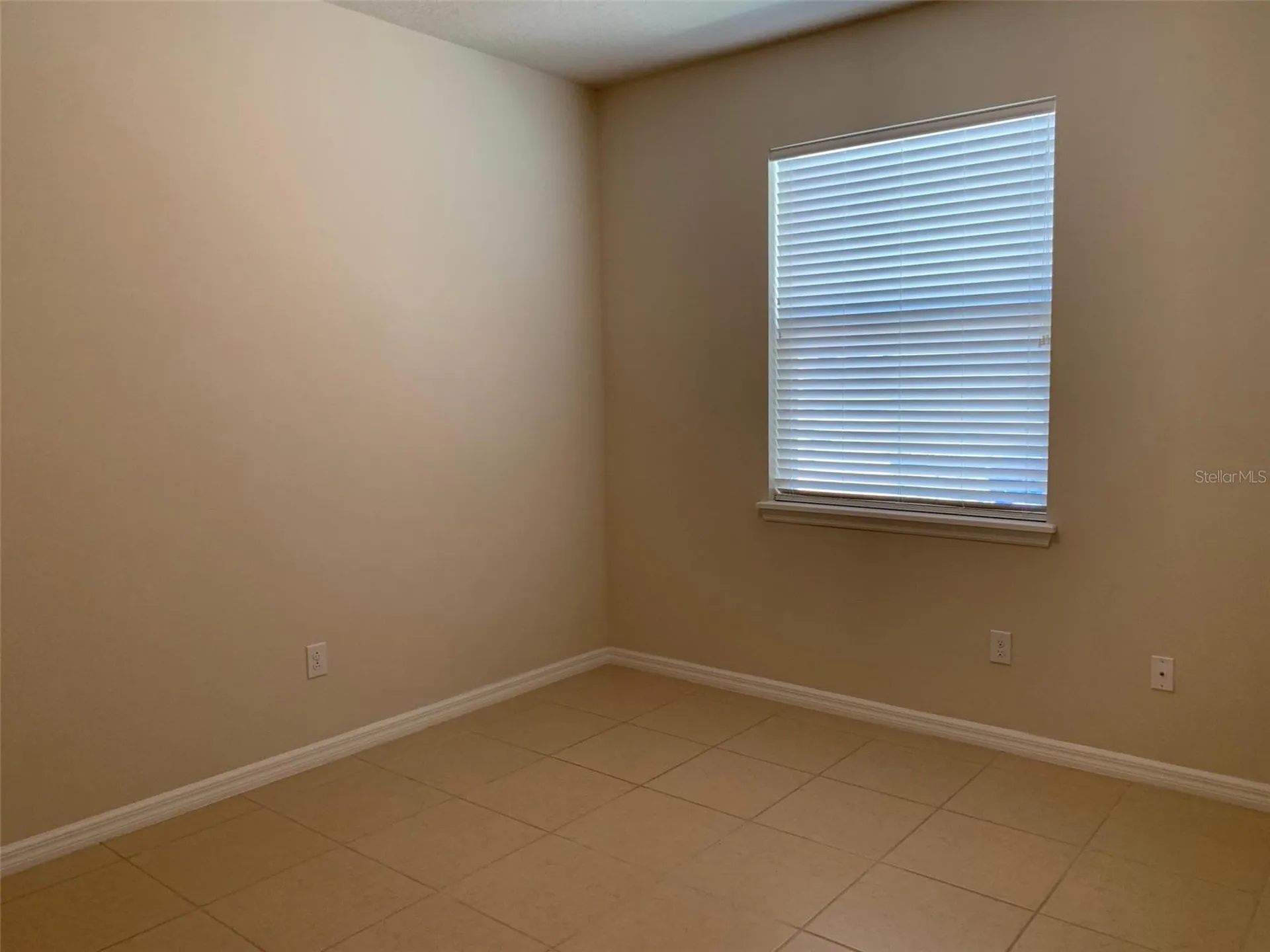 2860 Chantilly Avenue Kissimmee FL 34741