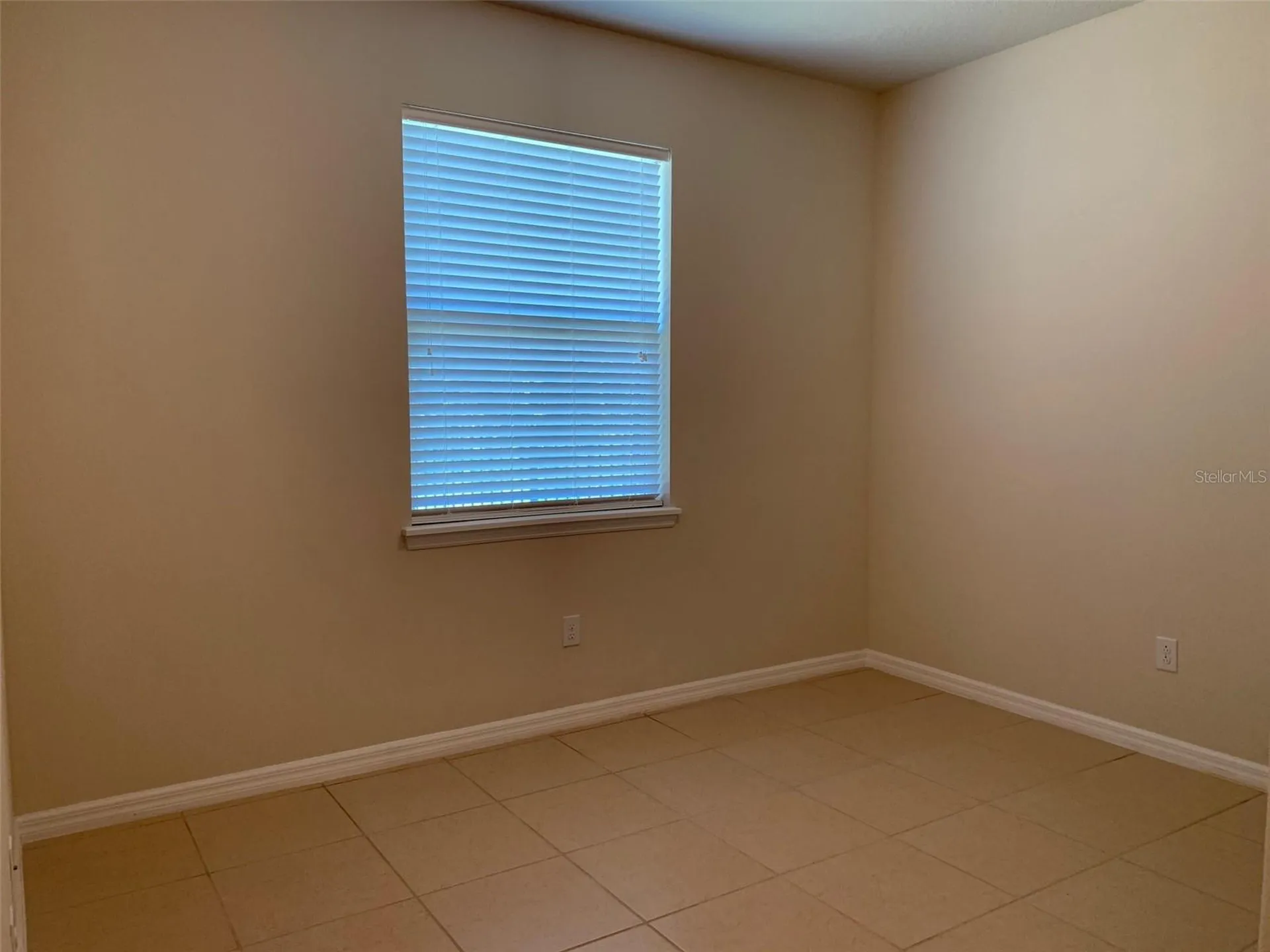 2860 Chantilly Avenue Kissimmee FL 34741