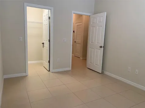 2860 Chantilly Avenue Kissimmee FL 34741