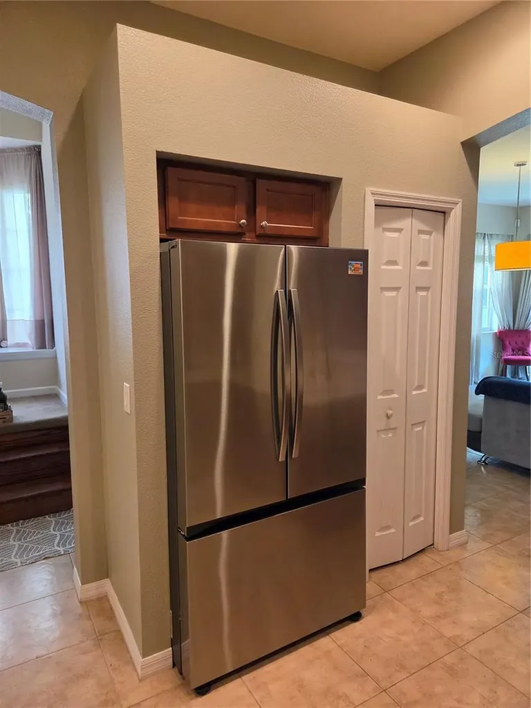 98 S Highland Avenue Tarpon Springs FL 34689