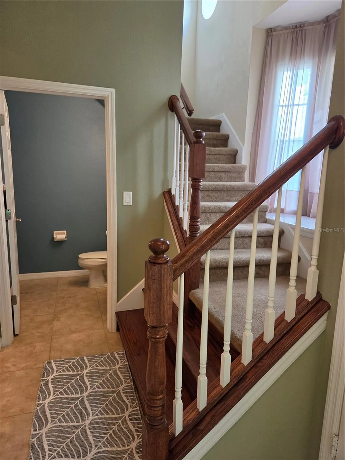 98 S Highland Avenue Tarpon Springs FL 34689