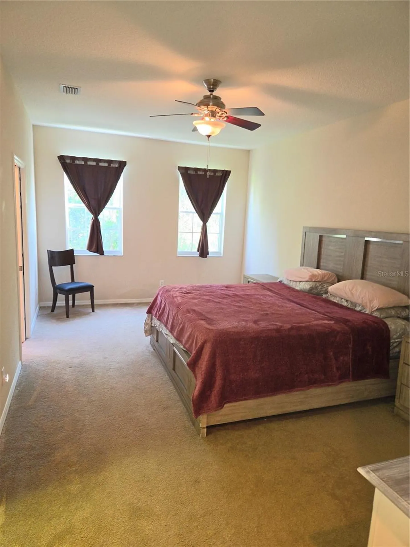 98 S Highland Avenue Tarpon Springs FL 34689