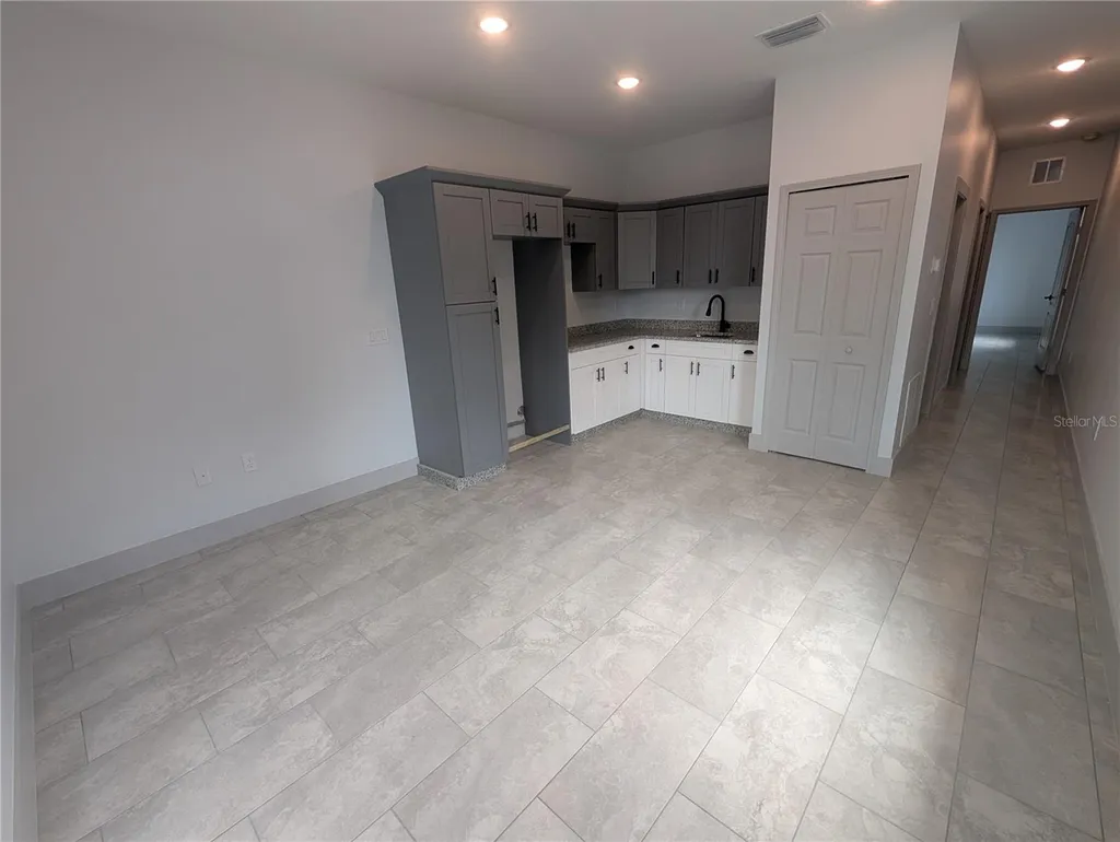 1246 Herschell Street Lakeland FL 33815