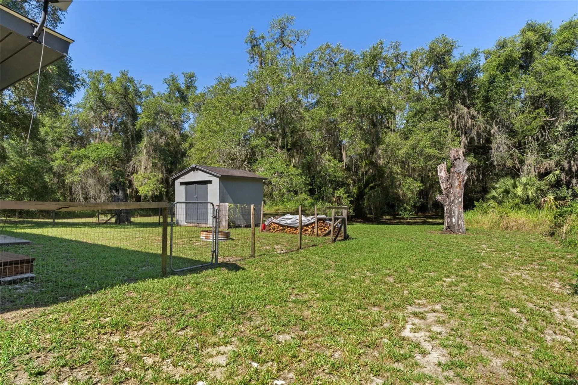 8668 N Elmtree Avenue Crystal River FL 34428