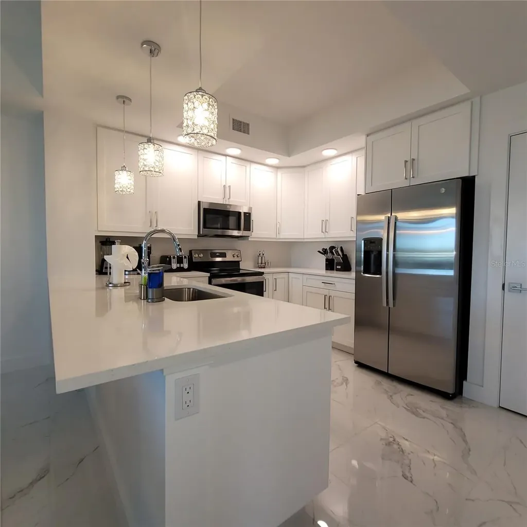 415 Island Way Clearwater Beach FL 33767