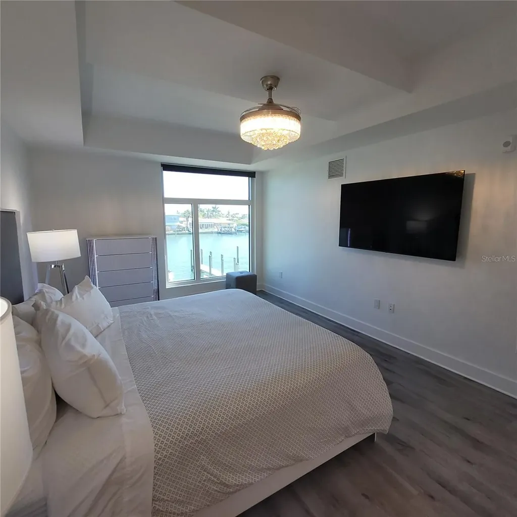 415 Island Way Clearwater Beach FL 33767
