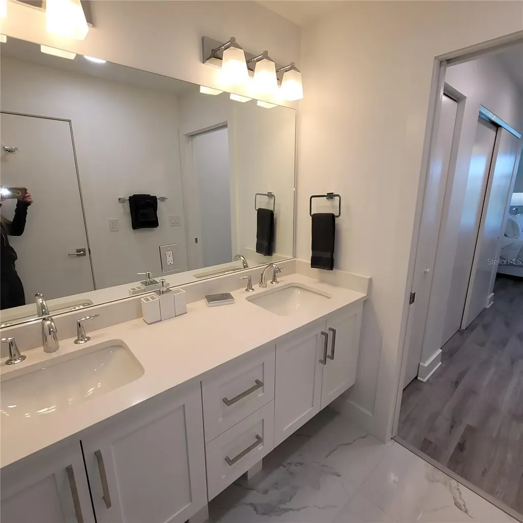 415 Island Way Clearwater Beach FL 33767