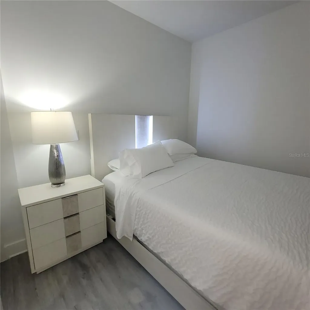 415 Island Way Clearwater Beach FL 33767