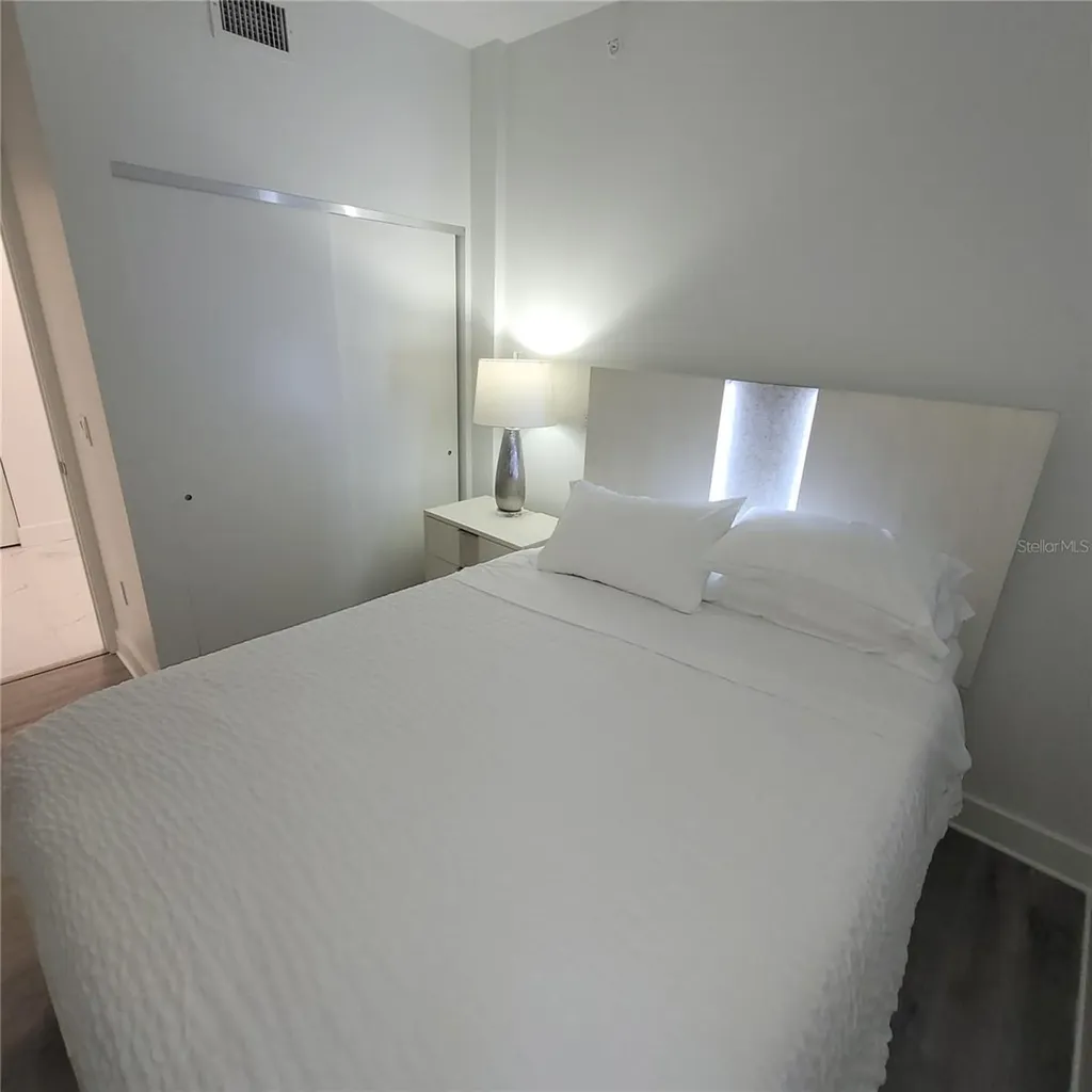 415 Island Way Clearwater Beach FL 33767