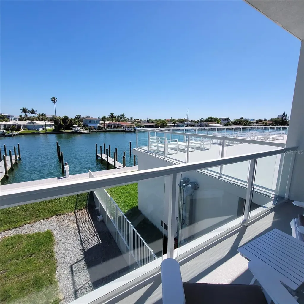 415 Island Way Clearwater Beach FL 33767