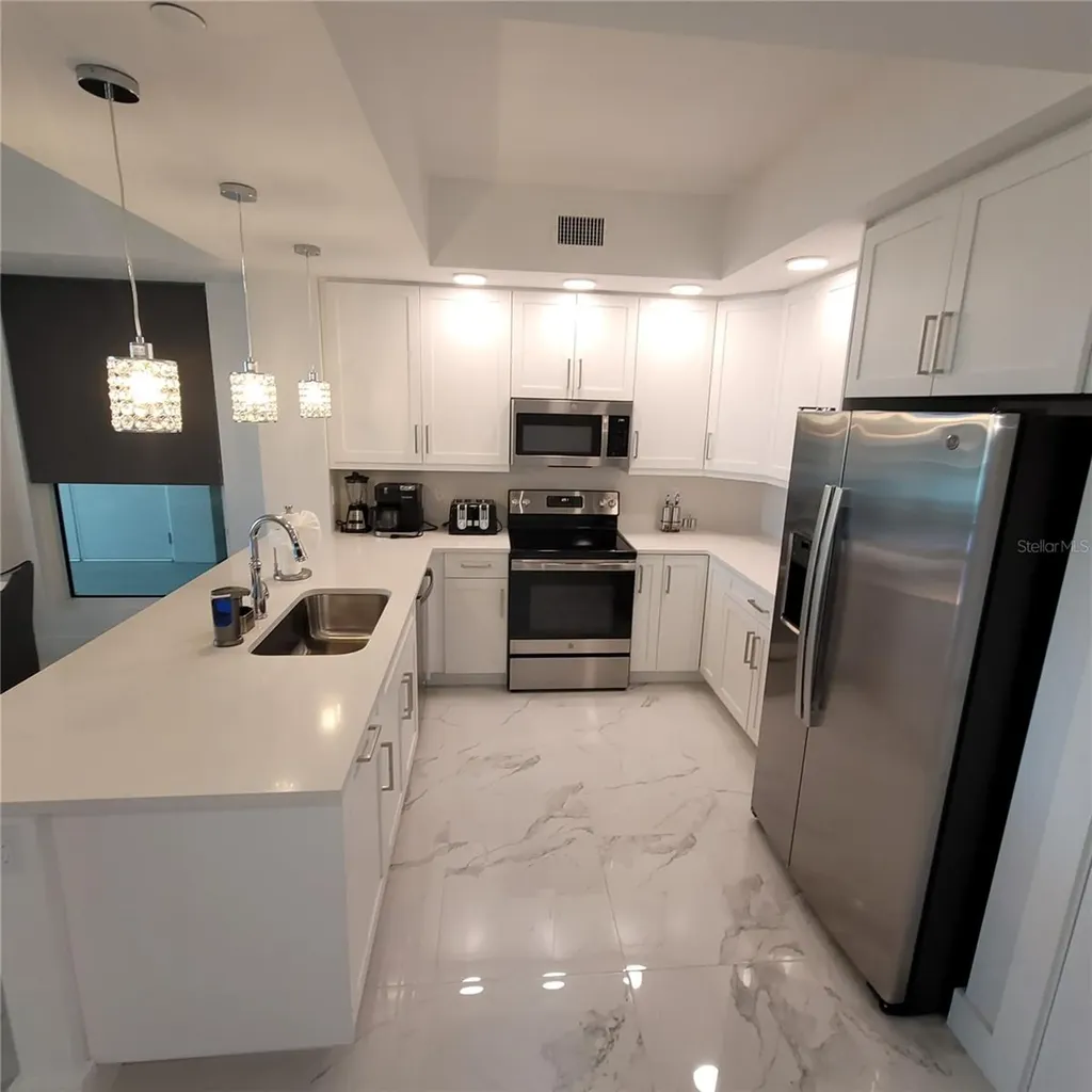 415 Island Way Clearwater Beach FL 33767