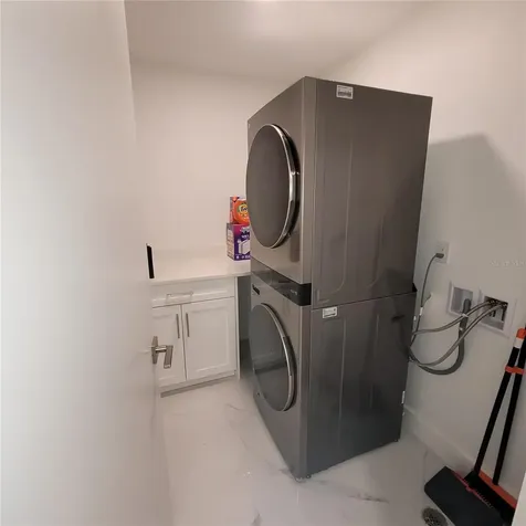 415 Island Way Clearwater Beach FL 33767