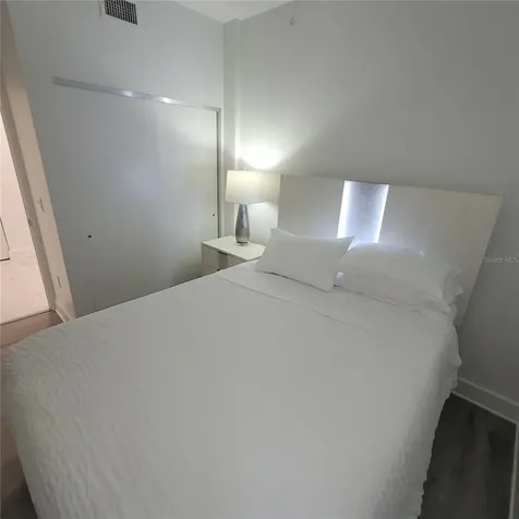 415 Island Way Clearwater Beach FL 33767