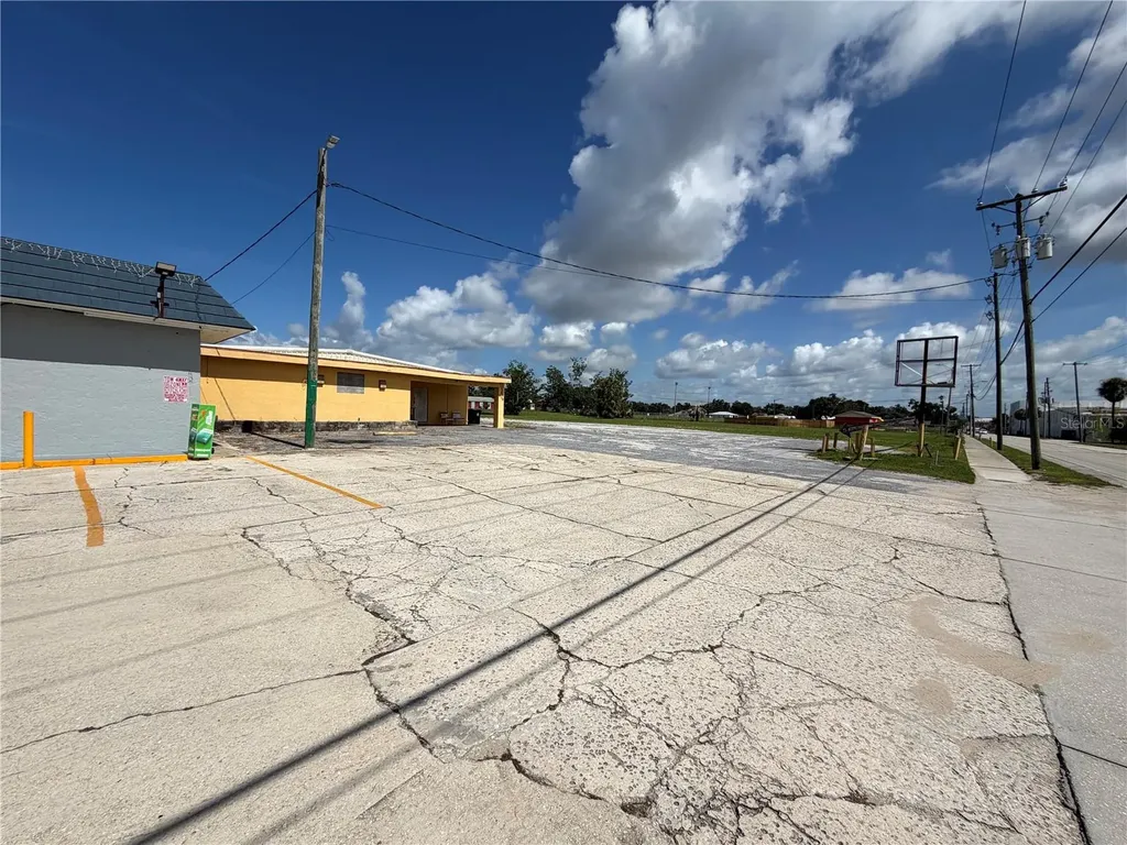 540 S Scenic Highway Frostproof FL 33843