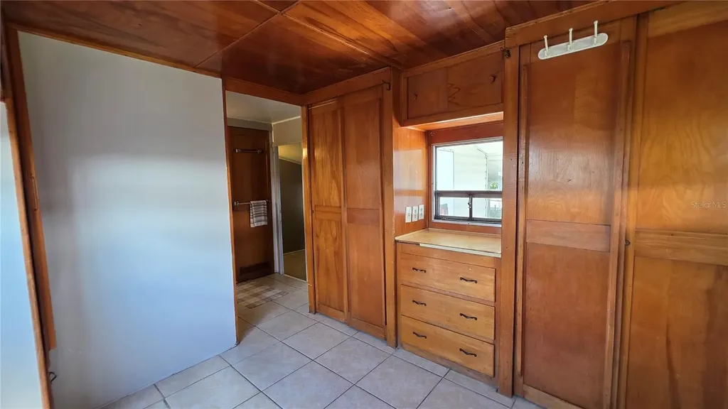 1114 Lakewood Circle W Lakeland FL 33801