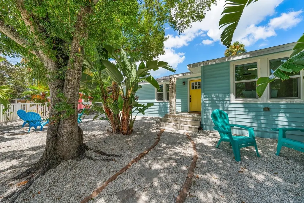 932 Highland Avenue Dunedin FL 34698