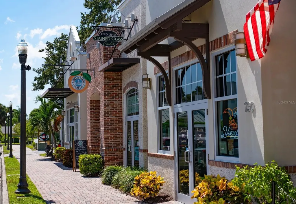 932 Highland Avenue Dunedin FL 34698
