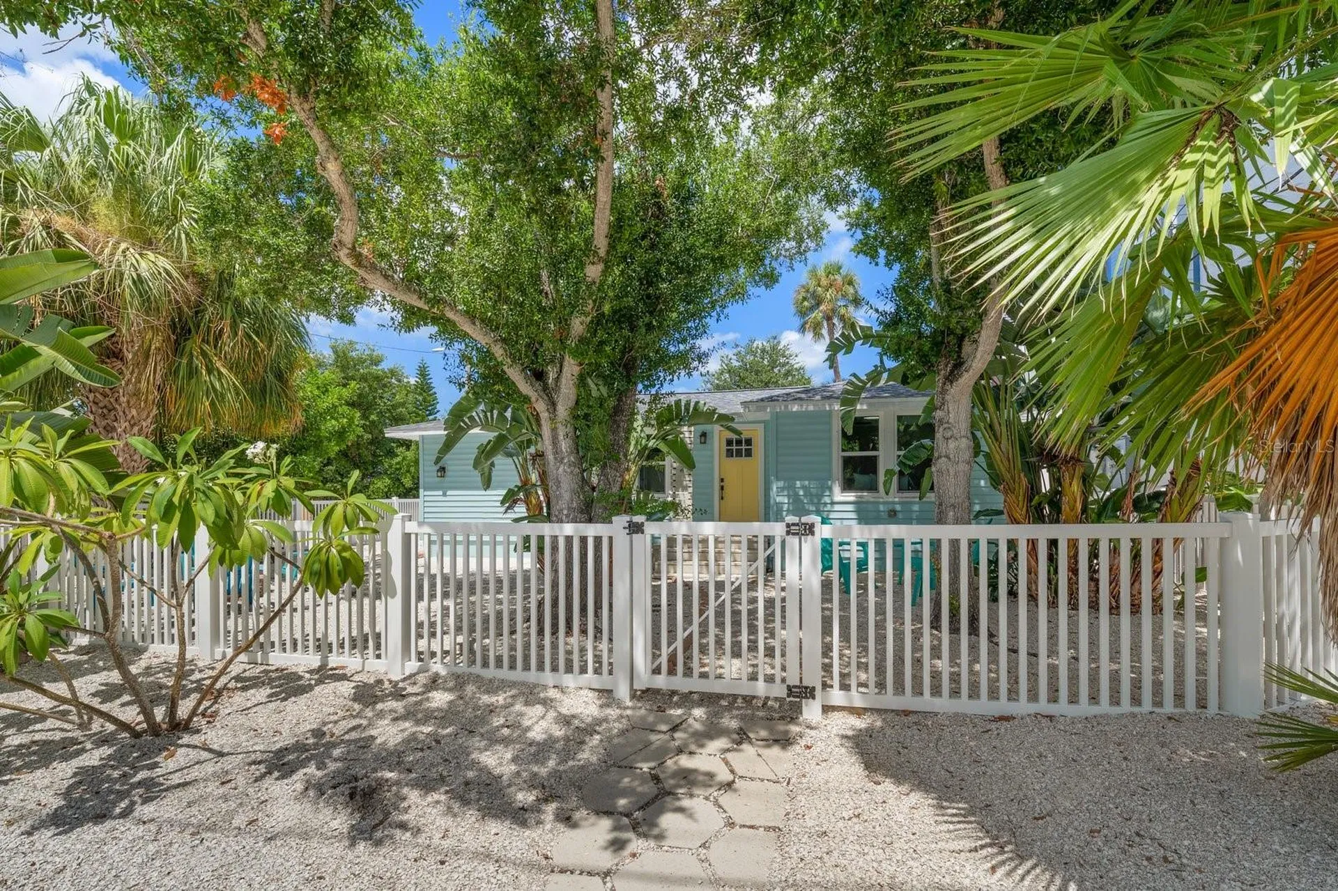 932 Highland Avenue Dunedin FL 34698