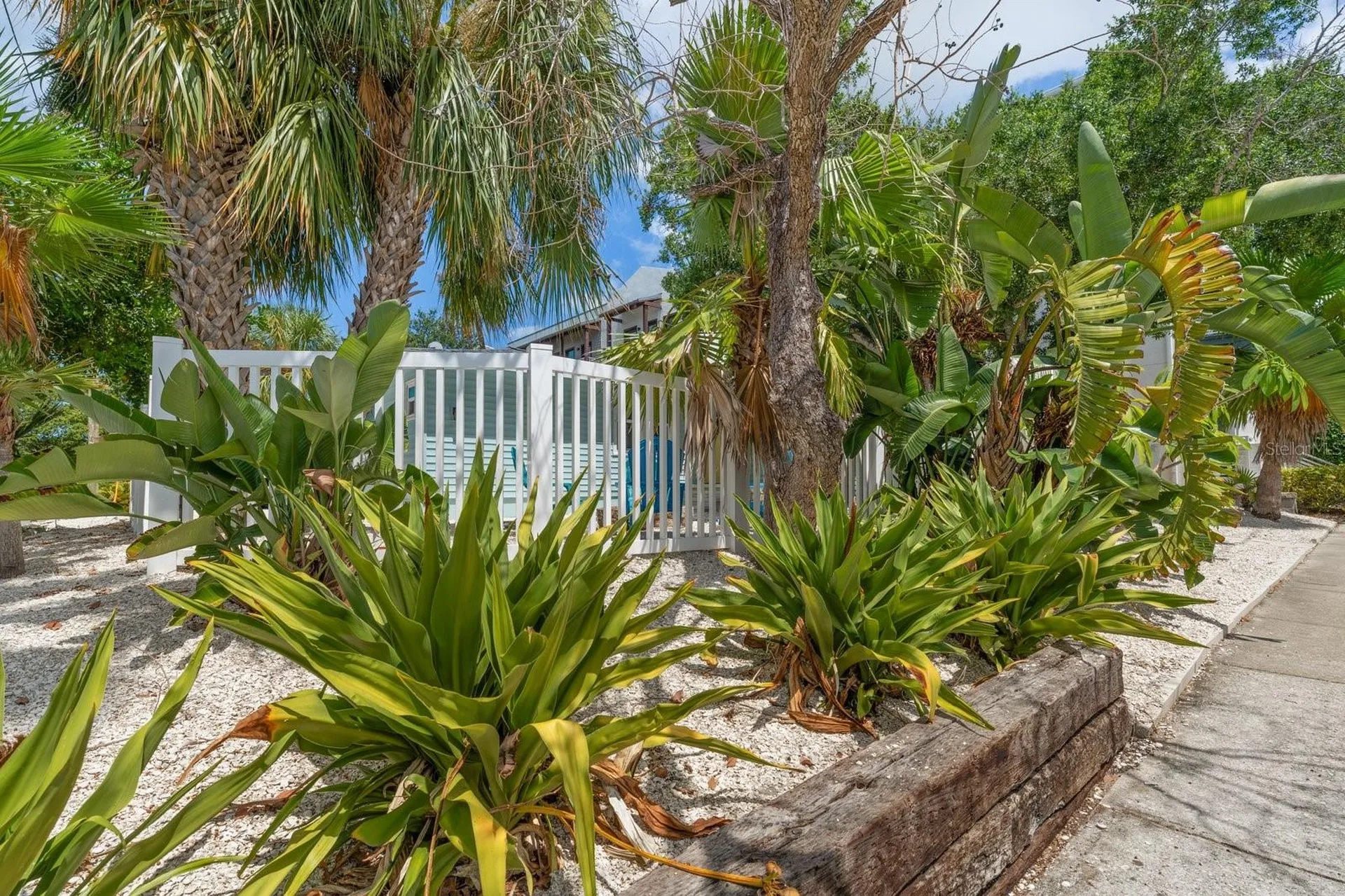 932 Highland Avenue Dunedin FL 34698