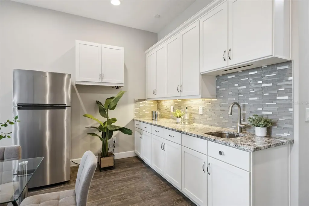 1276 Dora Parc Lane Mount Dora FL 32757