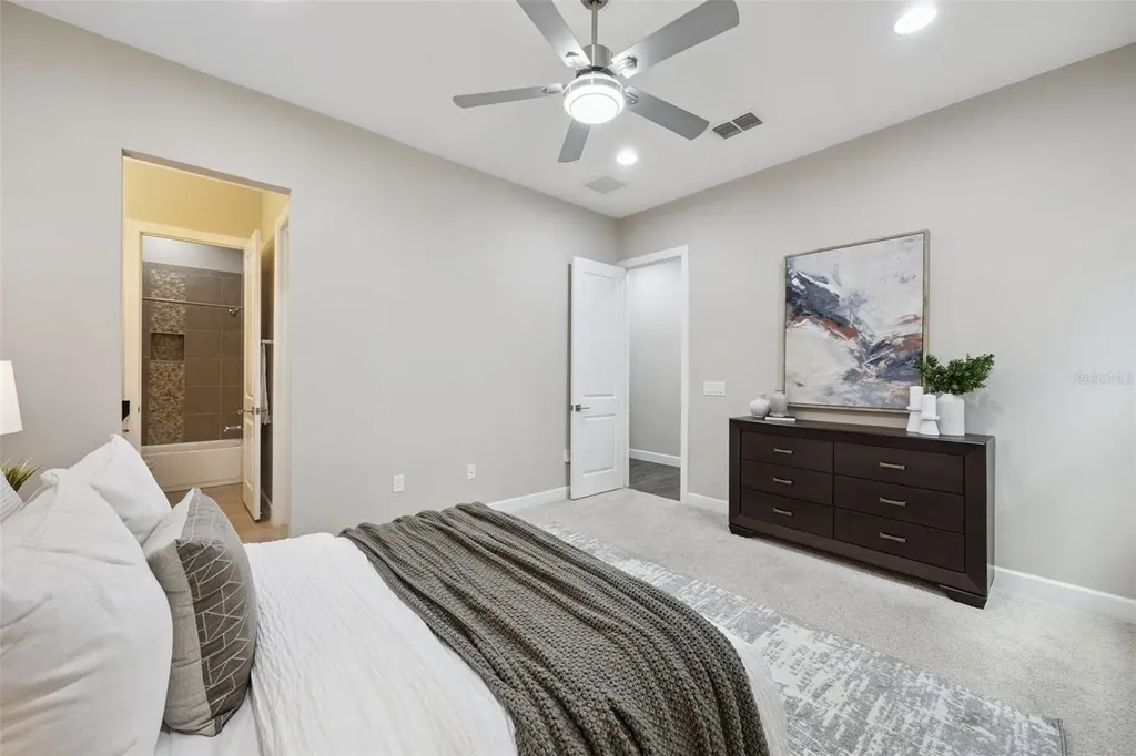 1276 Dora Parc Lane Mount Dora FL 32757