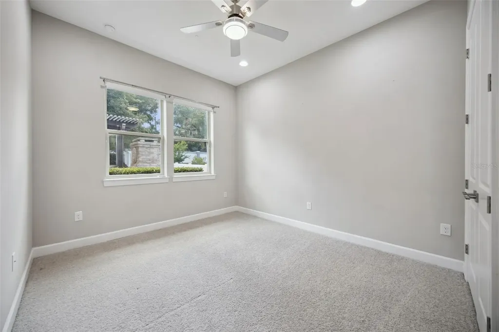 1276 Dora Parc Lane Mount Dora FL 32757