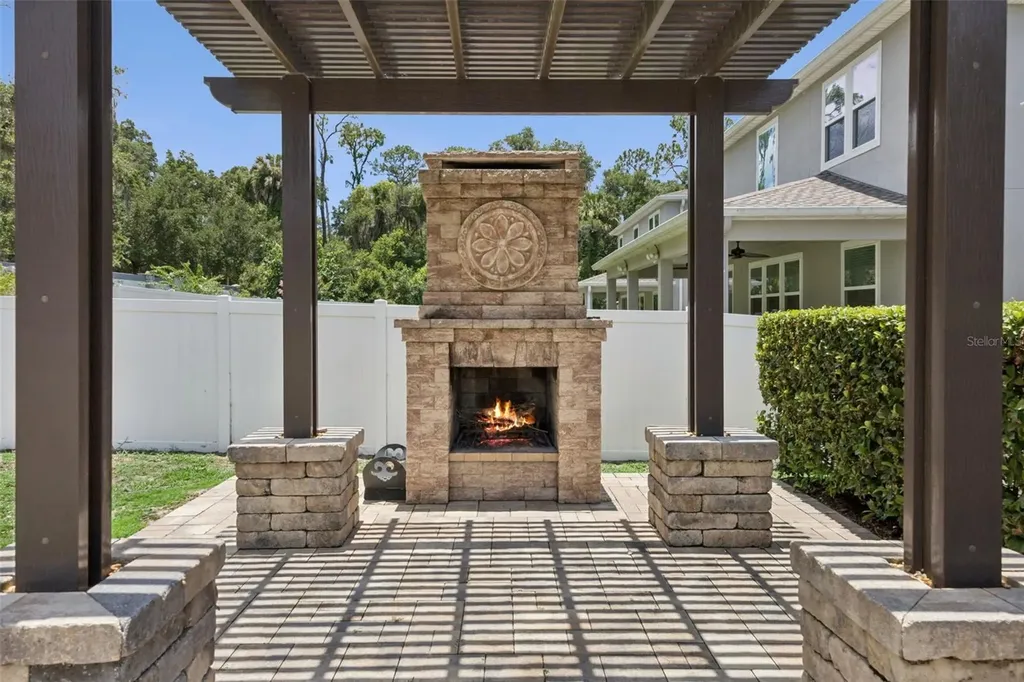 1276 Dora Parc Lane Mount Dora FL 32757