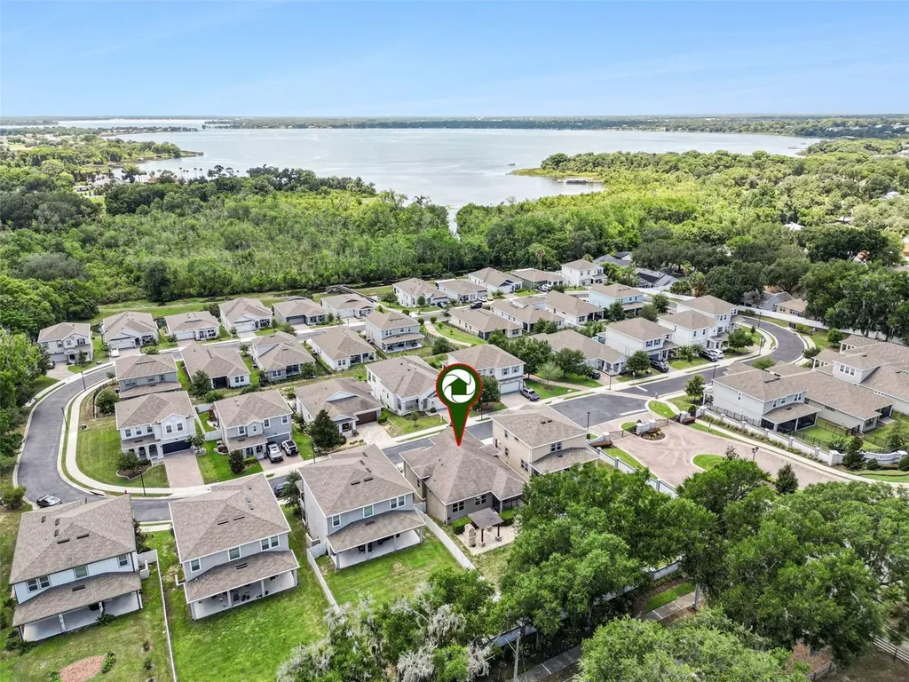 1276 Dora Parc Lane Mount Dora FL 32757