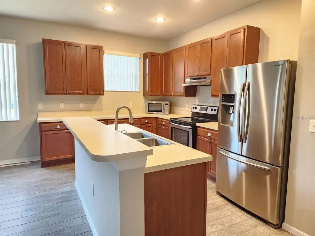 107 Slipper Key Road Apollo Beach FL 33572