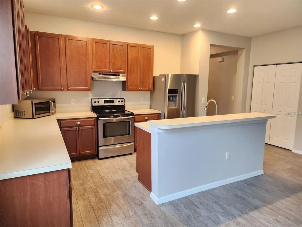 107 Slipper Key Road Apollo Beach FL 33572