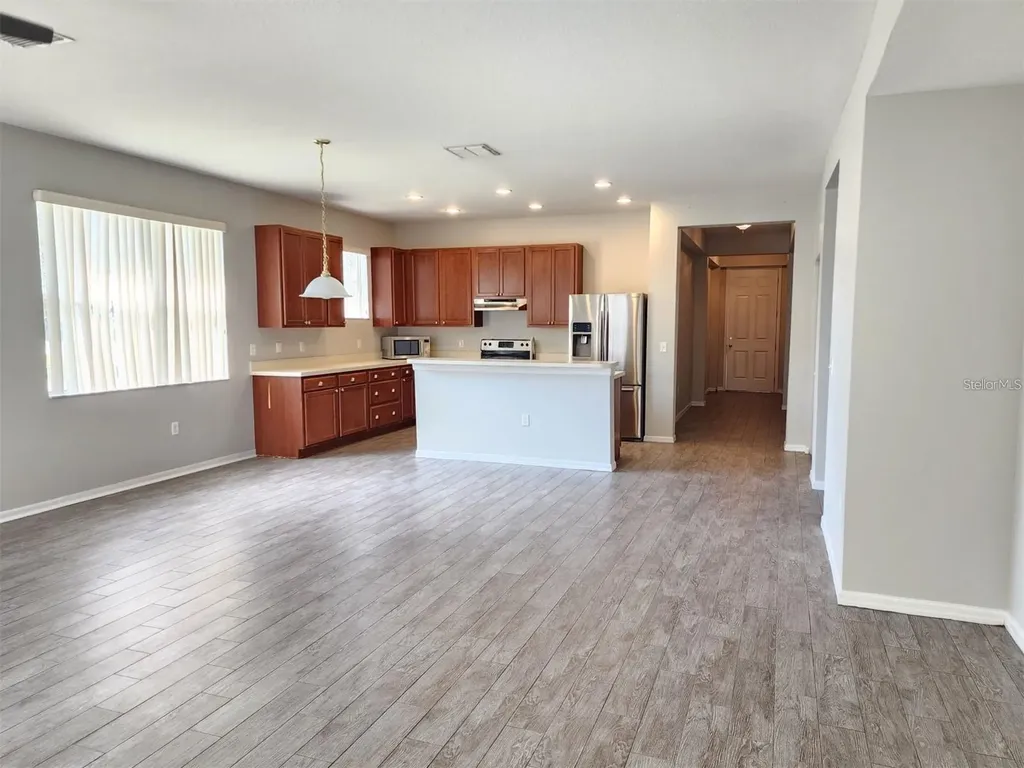107 Slipper Key Road Apollo Beach FL 33572