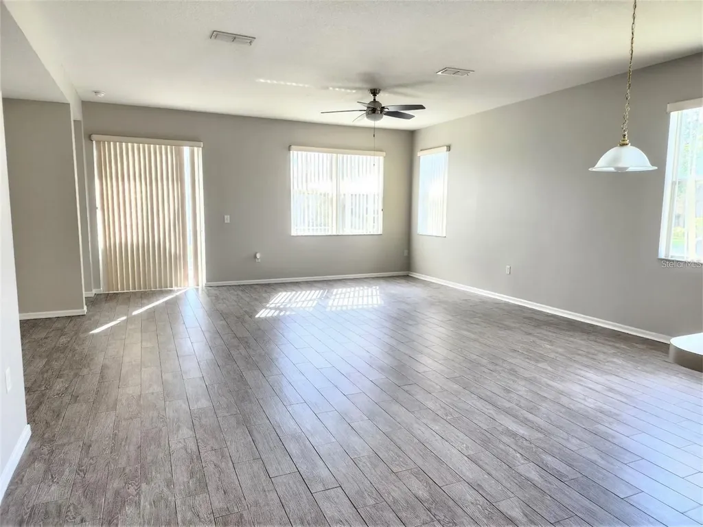 107 Slipper Key Road Apollo Beach FL 33572